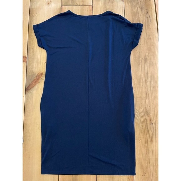 Shop Basic USA women's navy dress with pockets. Soft. Size Small. - Picture 5 of 5